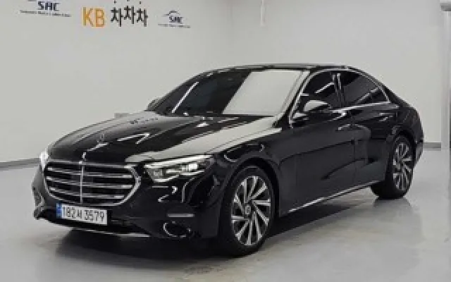 인천자동차중고매매 E-클래스 W214 E300 4MATIC 매물 사진 14 - 2025/09 21,892km